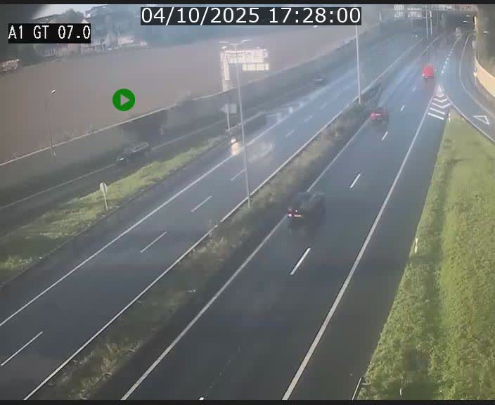 <h2>Traffic live webcam Luxembourg Cents - A1 direction Kirchberg - BK 7</h2>