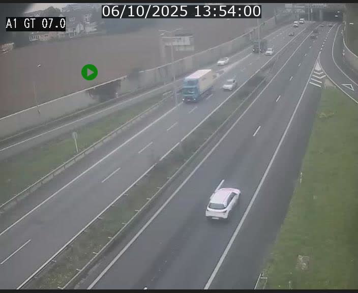 <h2>Traffic live webcam Luxembourg Cents - A1 direction Kirchberg - BK 7</h2>