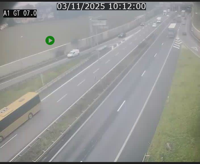 <h2>Traffic live webcam Luxembourg Cents - A1 direction Kirchberg - BK 7</h2>
