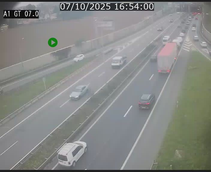 <h2>Traffic live webcam Luxembourg Cents - A1 direction Kirchberg - BK 7</h2>