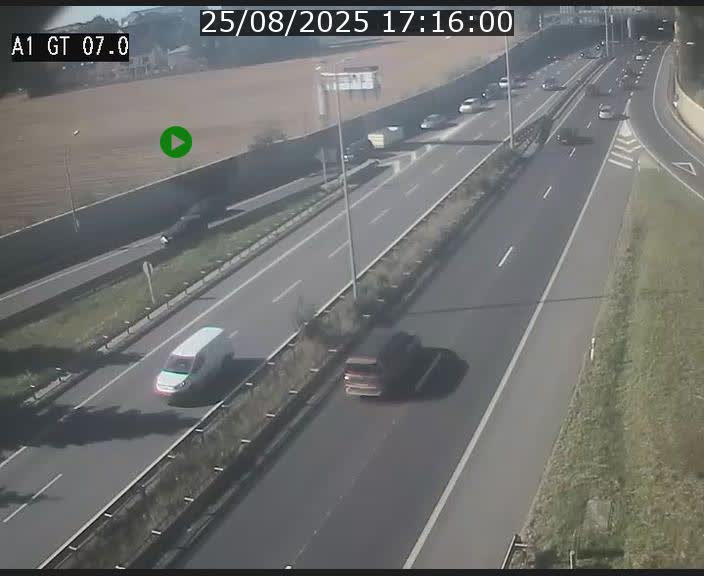 <h2>Traffic live webcam Luxembourg Cents - A1 direction Kirchberg - BK 7</h2>