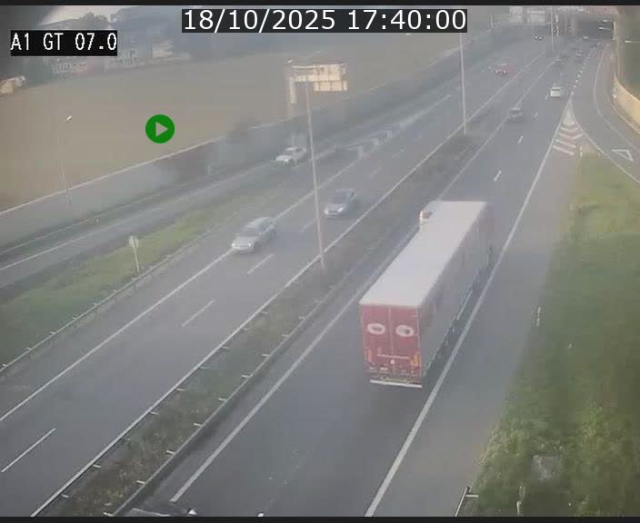 <h2>Traffic live webcam Luxembourg Cents - A1 direction Kirchberg - BK 7</h2>