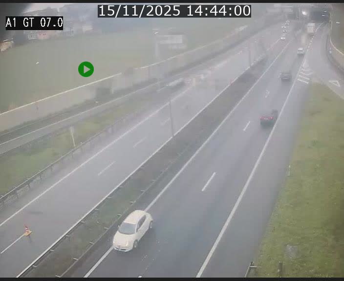 Traffic live webcam Luxembourg Cents - A1 direction Kirchberg - BK 7