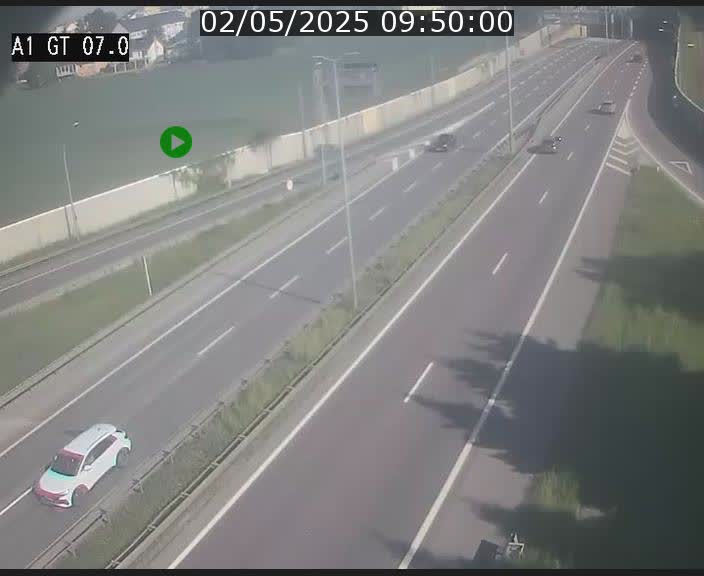 Traffic live webcam Luxembourg Cents - A1 direction Kirchberg - BK 7