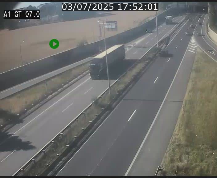 Traffic live webcam Luxembourg Cents - A1 direction Kirchberg - BK 7