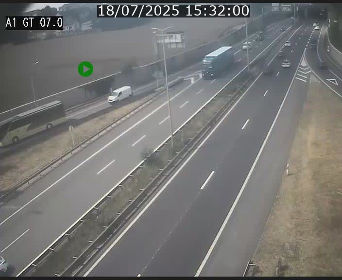 Traffic live webcam Luxembourg Cents - A1 direction Kirchberg - BK 7