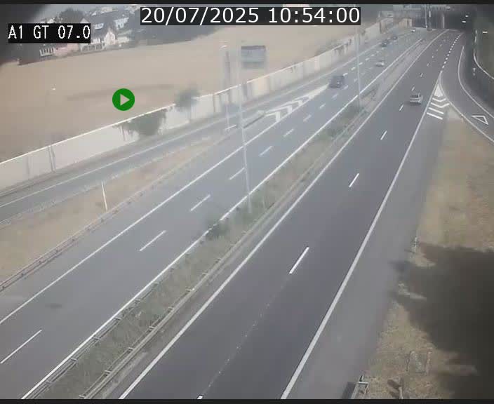 Traffic live webcam Luxembourg Cents - A1 direction Kirchberg - BK 7