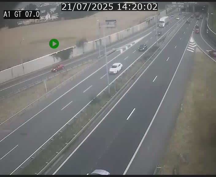 Traffic live webcam Luxembourg Cents - A1 direction Kirchberg - BK 7
