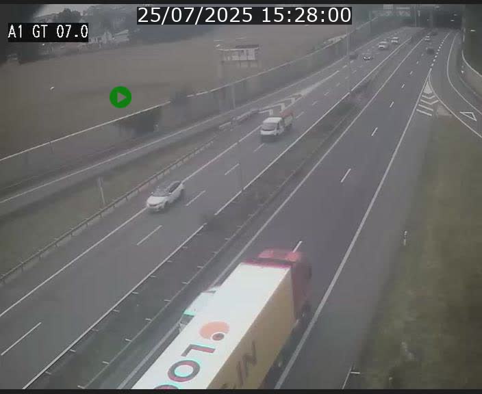 Traffic live webcam Luxembourg Cents - A1 direction Kirchberg - BK 7