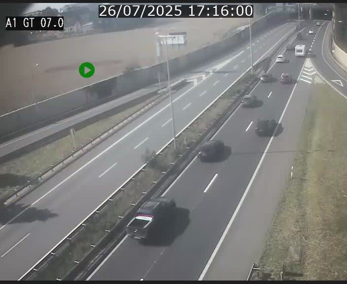 Traffic live webcam Luxembourg Cents - A1 direction Kirchberg - BK 7