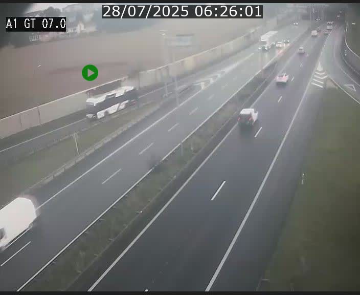 Traffic live webcam Luxembourg Cents - A1 direction Kirchberg - BK 7