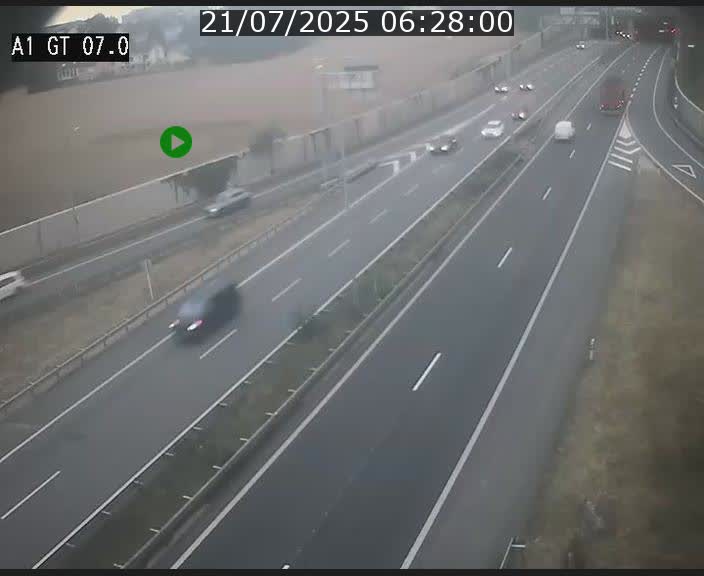 Traffic live webcam Luxembourg Cents - A1 direction Kirchberg - BK 7