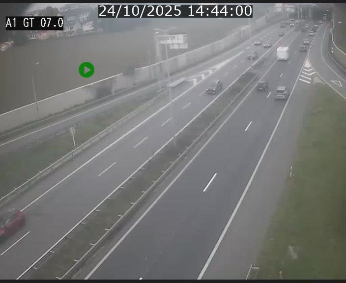 <h2>Traffic live webcam Luxembourg Cents - A1 direction Kirchberg - BK 7</h2>