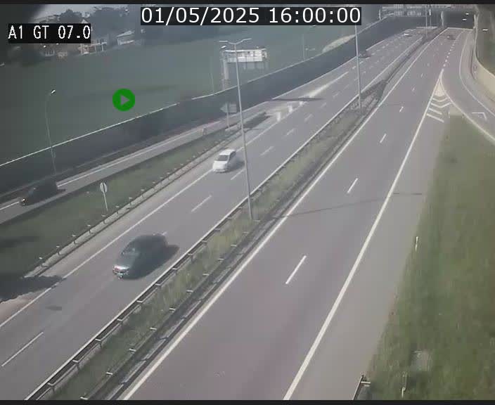 Traffic live webcam Luxembourg Cents - A1 direction Kirchberg - BK 7