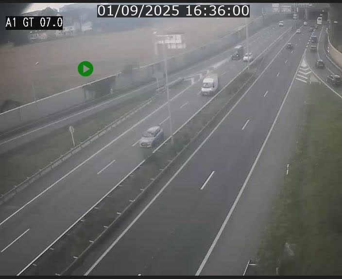 <h2>Traffic live webcam Luxembourg Cents - A1 direction Kirchberg - BK 7</h2>