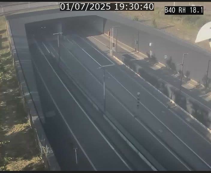 <h2>Webcam sur la route de contournement d'Esch-Belval avant le tunnel Central Gate au niveau de la porte de France et du radar fixe</h2>