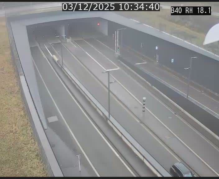 <h2>Webcam sur la route de contournement d'Esch-Belval avant le tunnel Central Gate au niveau de la porte de France et du radar fixe</h2>