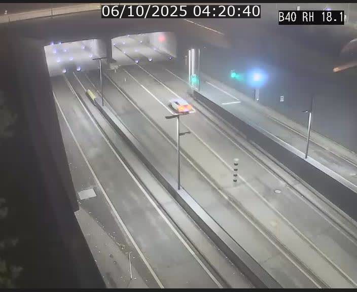 <h2>Webcam sur la route de contournement d'Esch-Belval avant le tunnel Central Gate au niveau de la porte de France et du radar fixe</h2>