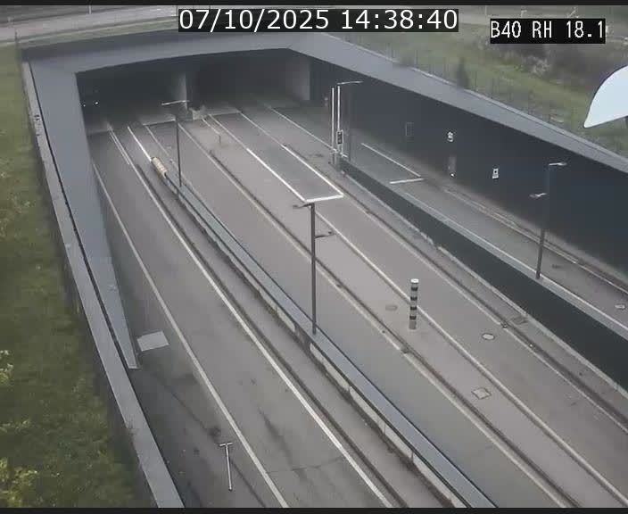 <h2>Webcam sur la route de contournement d'Esch-Belval avant le tunnel Central Gate au niveau de la porte de France et du radar fixe</h2>