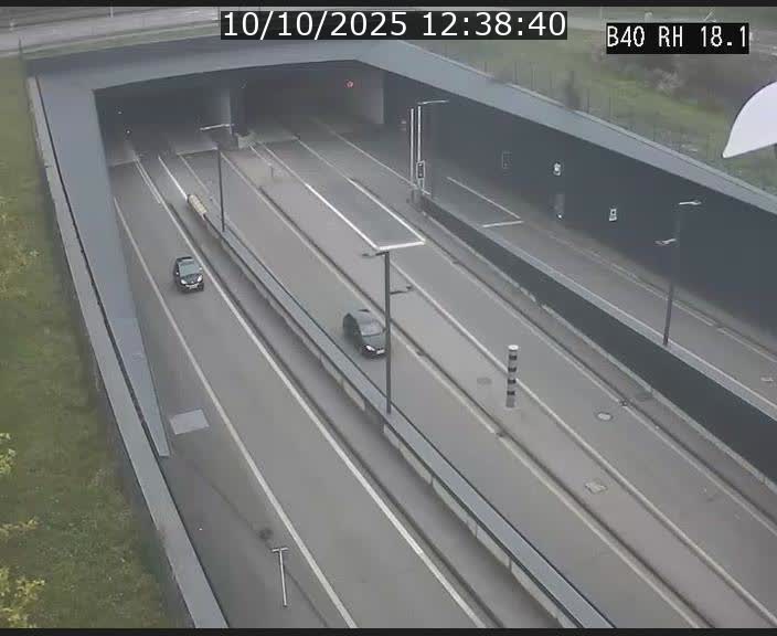<h2>Webcam sur la route de contournement d'Esch-Belval avant le tunnel Central Gate au niveau de la porte de France et du radar fixe</h2>