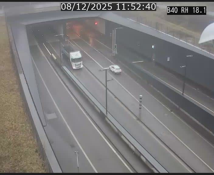 <h2>Webcam sur la route de contournement d'Esch-Belval avant le tunnel Central Gate au niveau de la porte de France et du radar fixe</h2>
