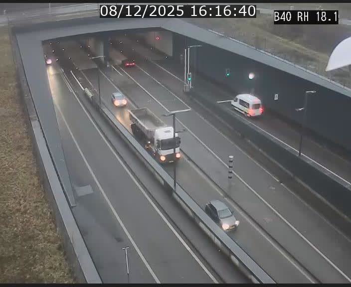<h2>Webcam sur la route de contournement d'Esch-Belval avant le tunnel Central Gate au niveau de la porte de France et du radar fixe</h2>