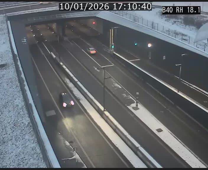 Webcam sur la route de contournement d'Esch-Belval avant le tunnel Central Gate au niveau de la porte de France et du radar fixe