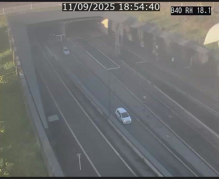Webcam sur la route de contournement d'Esch-Belval avant le tunnel Central Gate au niveau de la porte de France et du radar fixe