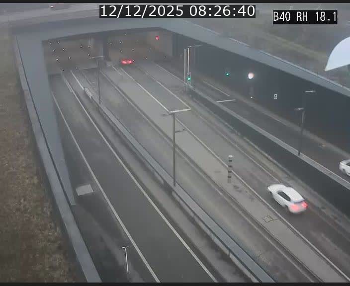 <h2>Webcam sur la route de contournement d'Esch-Belval avant le tunnel Central Gate au niveau de la porte de France et du radar fixe</h2>