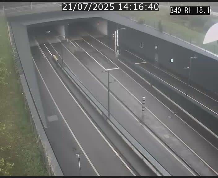 Webcam sur la route de contournement d'Esch-Belval avant le tunnel Central Gate au niveau de la porte de France et du radar fixe