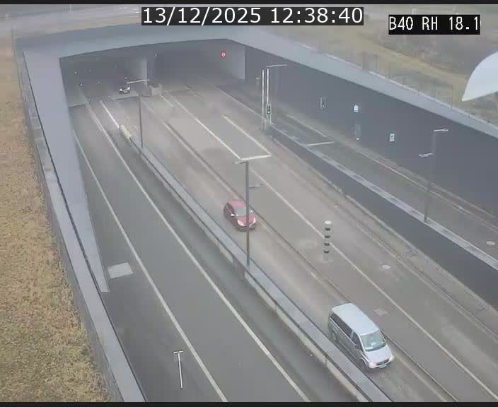 <h2>Webcam sur la route de contournement d'Esch-Belval avant le tunnel Central Gate au niveau de la porte de France et du radar fixe</h2>