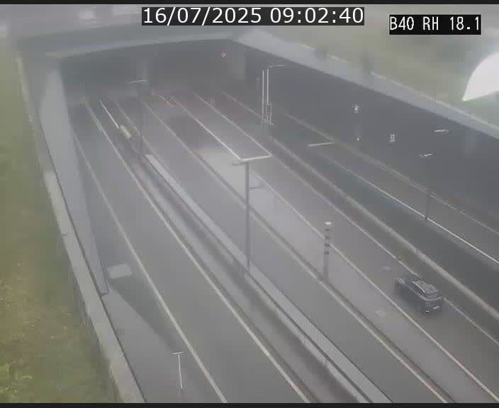 <h2>Webcam sur la route de contournement d'Esch-Belval avant le tunnel Central Gate au niveau de la porte de France et du radar fixe</h2>