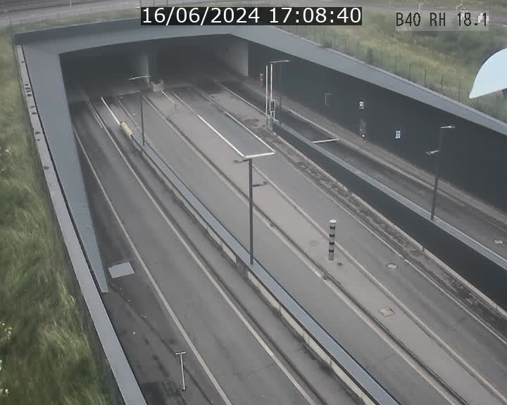 <h2>Webcam sur la route de contournement d'Esch-Belval avant le tunnel Central Gate au niveau de la porte de France et du radar fixe</h2>