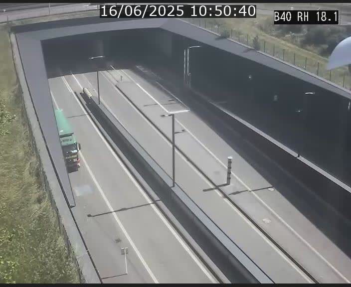 Webcam sur la route de contournement d'Esch-Belval avant le tunnel Central Gate au niveau de la porte de France et du radar fixe