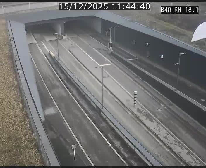 Webcam sur la route de contournement d'Esch-Belval avant le tunnel Central Gate au niveau de la porte de France et du radar fixe