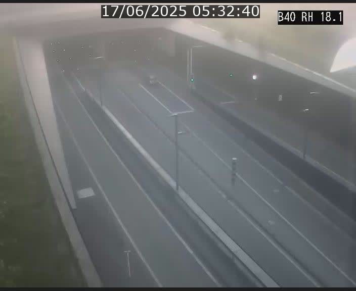 Webcam sur la route de contournement d'Esch-Belval avant le tunnel Central Gate au niveau de la porte de France et du radar fixe