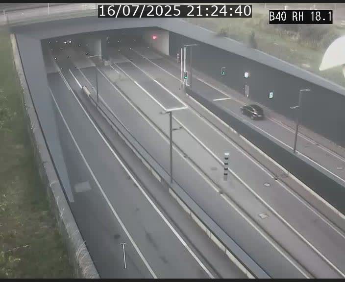 <h2>Webcam sur la route de contournement d'Esch-Belval avant le tunnel Central Gate au niveau de la porte de France et du radar fixe</h2>