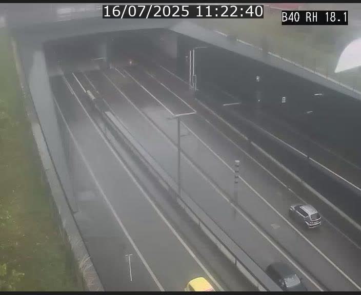 <h2>Webcam sur la route de contournement d'Esch-Belval avant le tunnel Central Gate au niveau de la porte de France et du radar fixe</h2>