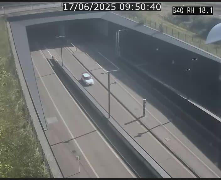 Webcam sur la route de contournement d'Esch-Belval avant le tunnel Central Gate au niveau de la porte de France et du radar fixe