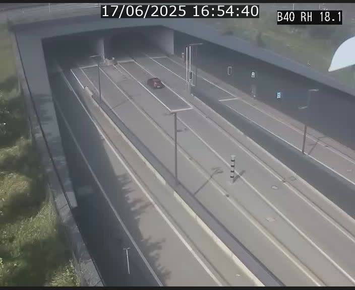 Webcam sur la route de contournement d'Esch-Belval avant le tunnel Central Gate au niveau de la porte de France et du radar fixe