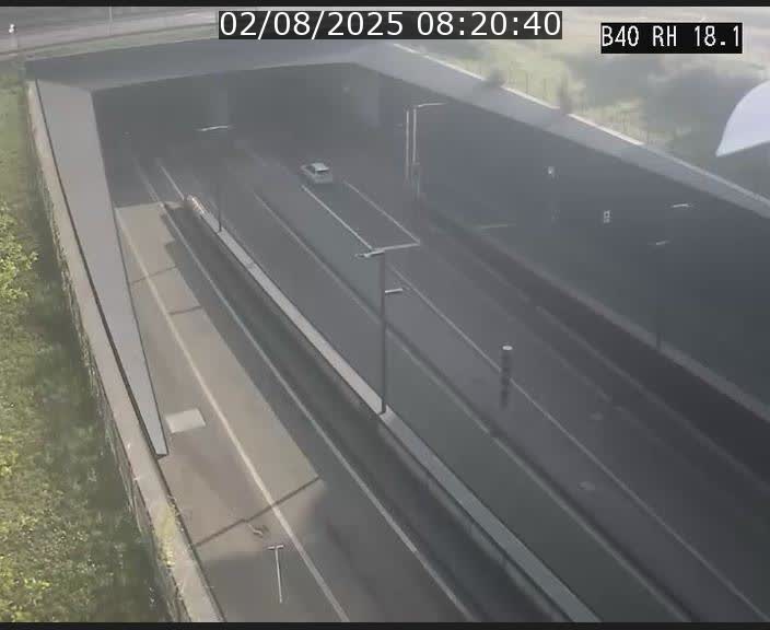 <h2>Webcam sur la route de contournement d'Esch-Belval avant le tunnel Central Gate au niveau de la porte de France et du radar fixe</h2>