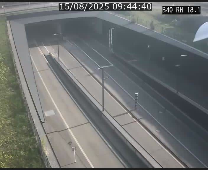 Webcam sur la route de contournement d'Esch-Belval avant le tunnel Central Gate au niveau de la porte de France et du radar fixe