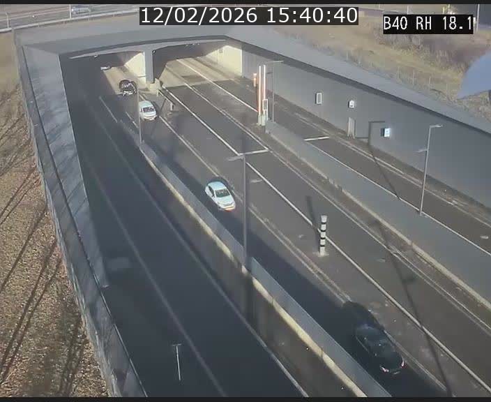 Webcam sur la route de contournement d'Esch-Belval avant le tunnel Central Gate au niveau de la porte de France et du radar fixe