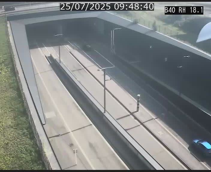 <h2>Webcam sur la route de contournement d'Esch-Belval avant le tunnel Central Gate au niveau de la porte de France et du radar fixe</h2>