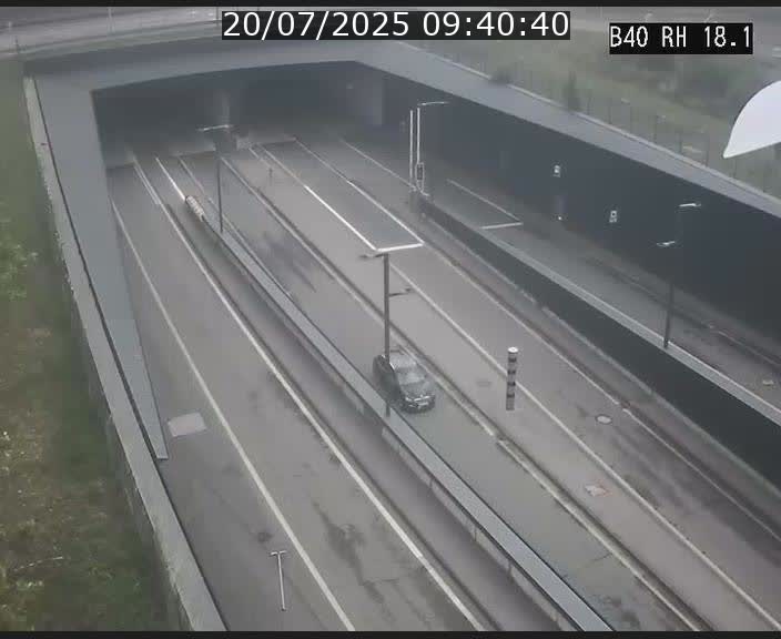 <h2>Webcam sur la route de contournement d'Esch-Belval avant le tunnel Central Gate au niveau de la porte de France et du radar fixe</h2>