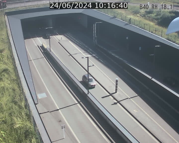 <h2>Webcam sur la route de contournement d'Esch-Belval avant le tunnel Central Gate au niveau de la porte de France et du radar fixe</h2>