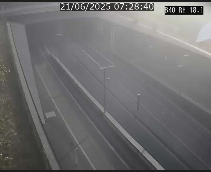 <h2>Webcam sur la route de contournement d'Esch-Belval avant le tunnel Central Gate au niveau de la porte de France et du radar fixe</h2>