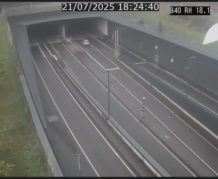 <h2>Webcam sur la route de contournement d'Esch-Belval avant le tunnel Central Gate au niveau de la porte de France et du radar fixe</h2>