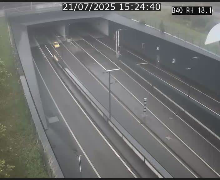 <h2>Webcam sur la route de contournement d'Esch-Belval avant le tunnel Central Gate au niveau de la porte de France et du radar fixe</h2>