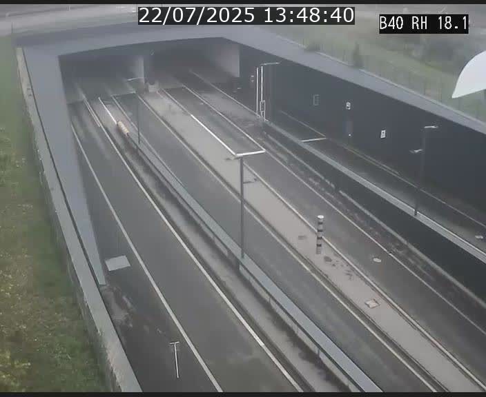 <h2>Webcam sur la route de contournement d'Esch-Belval avant le tunnel Central Gate au niveau de la porte de France et du radar fixe</h2>